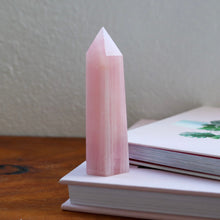 Load image into Gallery viewer, Rose Quartz Tower